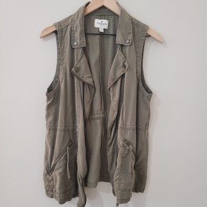 American Eagle Utility Vest